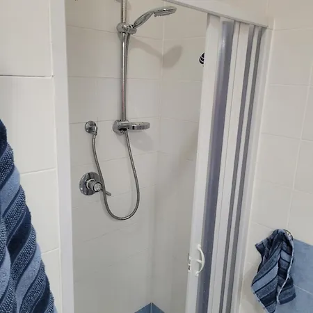 Casa Orchidea كاستيلساردو